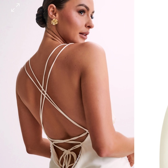 Satin Mini Dress With Lace - Picture 3 of 4